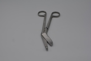 Ciseaux manuels en acier inoxydable pour pansements / Ciseaux de traumatologie EMT / Ciseaux chirurgicaux - SURGIACTIVE INSTRUMENTS 5 ans - Product Image 4