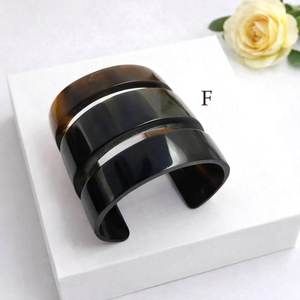 Bracelet manchette en corne naturelle pour femme MN EXPORTS – Bijou de luxe artisanal en corne de vache, cadeau de créateur - Product Image 6