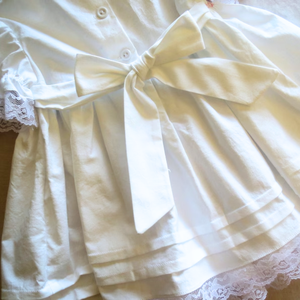 Robe de cérémonie classique pour fille avec smocks et motifs, tenue pour bébés filles, vêtements pour enfants brodés à la main, manches courtes, livraison en 15-20 jours - Product Image 2