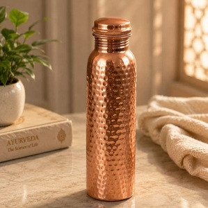Botella de agua rústica de cobre martillado, jarra de hidratación, vaso que promueve la vitalidad general. - Product Image 3