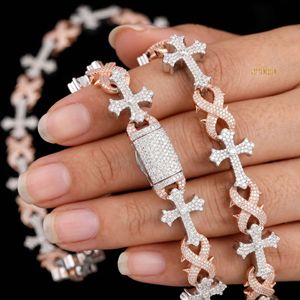 สร้อยข้อมือทอง 14K ประดับเพชรทรงกากบาทลายหนาม สไตล์โกธิค เครื่องประดับแนวศาสนา - Product Image 2