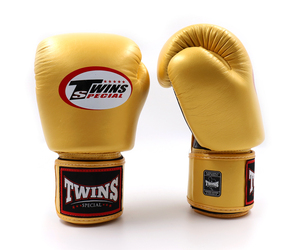 Gants de boxe de haute qualité personnalisés avec logo et sangle, 100% cuir véritable, meilleurs équipements d'entraînement et de sparring pour la boxe MMA et la salle de sport - Product Image 5