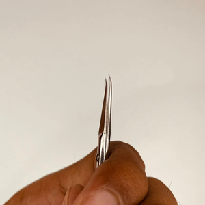 Ciseaux à cuticules professionnels pliables en acier inoxydable à pointe incurvée, nouveau design, logo personnalisé, outils de manucure - Product Image 3