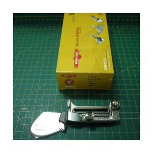 A11 10MM 1ER HEMMER DE COSER INDUSTRIAL DE TAIWÁN JTYPE SWING HEMMER - Product Image 1