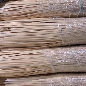 Nouveau Noyau de Rotin Plat Rond Premium du Vietnam pour la Fabrication de Meubles, le Tressage de Paniers et les Projets DIY - Product Image 1