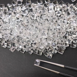 โทแพซสีขาวธรรมชาติ 3 มม. ทรงสี่เหลี่ยมเจ้าหญิงคัท คุณภาพดีที่สุด พลอยเม็ดเดี่ยวสำหรับทำเครื่องประดับ - Product Image 4