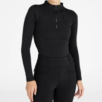 Chemise de compétition équestre de haute qualité, extensible dans 4 directions, en tissu technique doux au toucher, idéale pour la compétition et les spectacles.