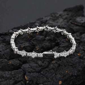 Bracelet tennis diamant, mélange de tailles rondes brillantes, sertissage griffe, plaqué or 10K/18K, IGI, style Hip Hop, motif fleur, unisexe, pour mariage et anniversaire - Product Image 3