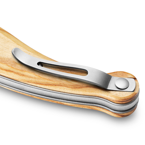 Couteaux pliants marron clair argentés avec lame courbée, manche en bois naturel, embout métallique et clip de poche pour usage extérieur - Product Image 5