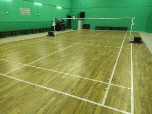 Tapetes Profesionales para Bádminton Estándar BWF - Piso de Madera Sundek con Superficie Antideslizante y Absorción de Impactos - Product Image 4