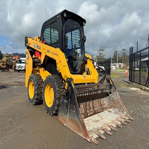 Chargeuse compacte sur pneus CAT 232D3 à prix de gros avec une construction d'excellente qualité pour la manutention de matériaux lourds - Product Image 2
