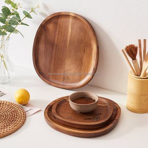 Assiette de service en bois naturel Plateau rond en bois fait à la main - Product Image 2
