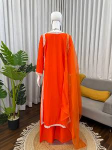 Dévoilez un charme sans effort avec notre ensemble exclusif de 3 pièces, conçu pour le confort et cousu avec élégance. - Product Image 3