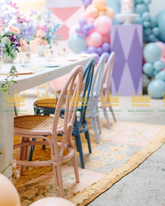 Chaises en rotin faites à la main pour enfants, idéales pour la location événementielle, les anniversaires d'enfants, les mariages, les fêtes rustiques et la décoration d'événements. - Product Image 1