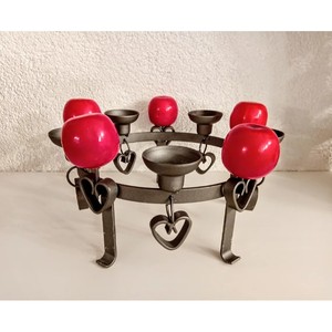 Candélabre en fer en forme de cœur, fait main, écologique, avec des pommes rouges pour la décoration de la maison à Noël, Pâques et la Saint-Valentin - Product Image 5