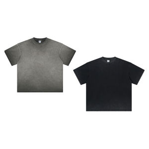 T-shirt délavé à l'acide de qualité supérieure, taille personnalisée, coupe ample et vintage, en vente en ligne - Product Image 2