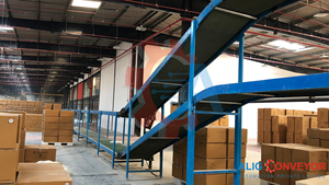 Convoyeur à bande double étage ALIG CONVEYOR, construction en acier doux, 440V, provenance Inde - Product Image 5