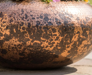 Pot de fleurs en métal rustique fait main en promotion avec motif circulaire pour la décoration de plantes de jardin extérieur, vase à fleurs - Product Image 2