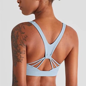 Sujetador deportivo personalizado para mujer, transpirable, de secado rápido, para gimnasio, yoga, entrenamiento, correr y fitness. - Product Image 4