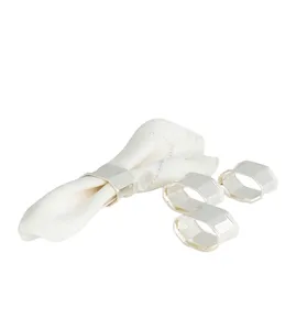 Ensemble de 4 anneaux de serviette en métal géométrique moderne, blanc, pour décoration de table de mariage, largeur 4,5 cm - Product Image 1