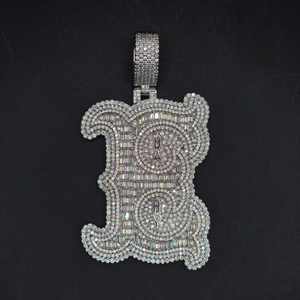 Pendentif personnalisé lettre B serti de diamants, finition or blanc avec accents en spirale et collier en moissanite taille baguette - Product Image 1