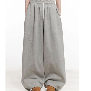 กางเกงวอร์มทรงหลวมอินเทรนด์สำหรับผู้หญิง กางเกงลำลองทรงโอเวอร์ไซส์ กางเกงจ็อกเกอร์ลำลอง สวมใส่สบาย ทรงหลวมพอดีตัว กางเกงสตรีทแวร์เนื้อนุ่ม - Product Image 6