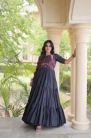 Baju Anarkali Navratri Ukuran Bebas Bahan Katun Jahitan Rapi Hiasan Benang Cermin Panjang Lantai Cepat Kering Pakaian Tradisional India Pakistan