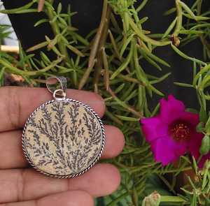 จี้อัญมณีธรรมชาติ dendritic ของเยอรมันหายาก psilomelane Dendrite จี้สร้อยคอแฟชั่นแกะสลักจำนวนมาก - Product Image 5