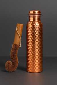 Botella de Agua de Cobre Puro Martillado con Tapa de Rosca, Revestimiento Anticorrosión, Cepillo de Limpieza - Vaso Reutilizable para Viajes y Uso al Aire Libre - Product Image 2