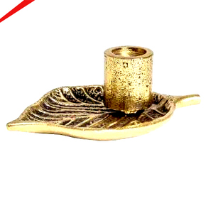 Candelabro de Metal Dorado de Aluminio Hecho a Mano con Acabado Antiguo para Decoración Navideña del Hogar - Product Image 3