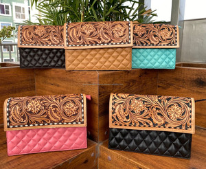 Wholesale Hand Tooled Genuine Leather Puffy Diamond Lattice Shoulder Flap Bags Western Floral Women's Crossbody Messenger Bags - Product Image 4