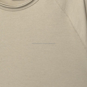 Camiseta de algodón estampada con logo de cuello redondo de gran tamaño estilo Hip Hop Vintage para hombre de nuevo diseñador - Product Image 5