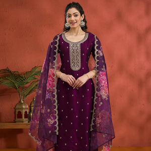Salwar Kameez moderne pour femme, semi-couture, en viscose brodée de soie avec travail Jari, idéal pour les fêtes, mariages et Diwali - Product Image 1
