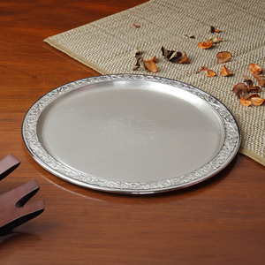 Plato de servir de aluminio con diseño atractivo, color plateado, para postres, el más vendido. - Product Image 1