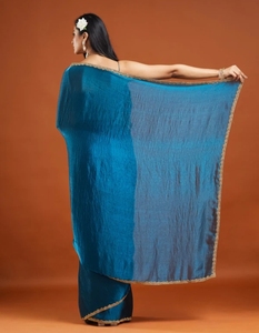 Sari réversible en soie mélangée douce, sans plis, avec chemisier non cousu, idéal pour les mariages d'automne – Collection KV Self Design - Product Image 6