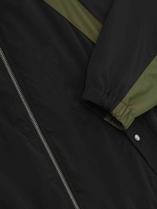 Diseño personalizado de alta calidad bajo MOQ Jogging chándal impermeable reflectante hombres Nylon chaqueta cortavientos - Product Image 2