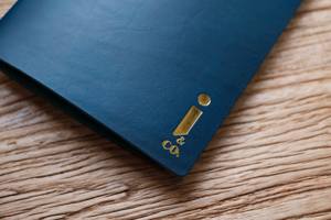 Porta Menús Comercial de Cuero de Lujo con Diseño Plegable y Protección para Restaurantes, Cafés, Bares y Hoteles LMC-0163 - Product Image 2