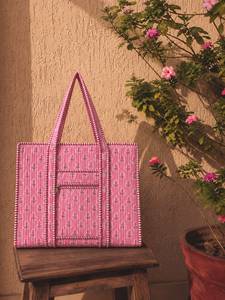 <b>Large</b> Boho Quilted Cotton Shoulder <b>Tote</b> <b>Bag</b> Zipper Closure Chained Detail <b>for</b> Women Washable Floral Print <b>for</b> <b>Travel</b> Shopping - Product Image 1