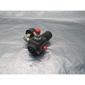 Régulateur de pression Dixon R73G-4R avec manomètre USG - Équipement et pièces semi-conductrices de renommée mondiale - Product Image 3