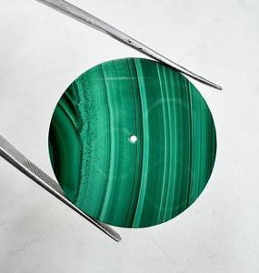 Natural Malachite Watch Dial : 31.50 mm Round One Sided Polished Watch <b>Face</b> - Product Image 1