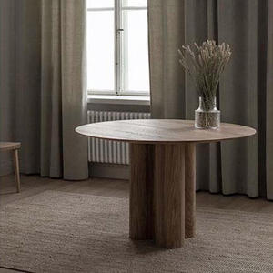 Mesa de Centro Moderna de Madera Maciza Daystar Trade con Base de Triple Pedestal para Uso en el Hogar y Hoteles - Product Image 2