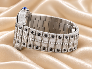 Montre-bracelet de luxe analogique à cadran carré mécanique avec chiffres romains, cristal saphir et bracelet en acier inoxydable, par Raj Gems Diamond - Product Image 5