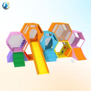 Structure d'escalade et toboggan nid d'abeille personnalisable pour aire de jeux intérieure pour enfants, facile à nettoyer, espace de jeu multidirectionnel, en provenance du Vietnam - Product Image 2