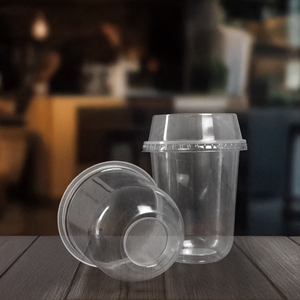Fabricante Vietnamita QUANG QUAN, Vasos Desechables Transparentes de Plástico PET de 16oz, Pared Simple, 95mm de Diámetro, Venta al Por Mayor - Product Image 2