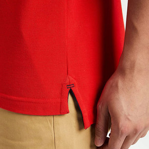 เสื้อโปโลผู้ชายแบบเรียบง่าย คุณภาพสูง สั่งทำได้ พิมพ์ลายและปักโลโก้ได้ ราคาถูก - Product Image 6