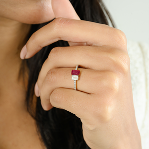 Anillo Toi Et Moi de Oro Sólido de 14K con Rubí Esmaltado y Diamantes, Ajustable - Product Image 5