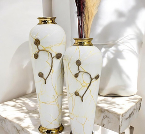 Jarrón de Piso Moderno de Latón Blanco con Diseño de Hojas Doradas, Hecho a Mano, de Alta Calidad, Resistente al Óxido, Decoración para Bodas, San Valentín, Unicornio - Product Image 2