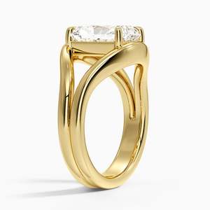 Anillo de compromiso de moissanita de corte radiante de 2 quilates con diseño solitario cruzado de tallo dividido - Product Image 2