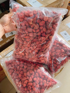 Fraises FD entières, cultivées de manière conventionnelle, pour céréales de petit-déjeuner, origine Vietnam, conditionnement 500g/sac, pour la vente au détail - Product Image 6