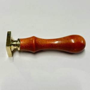 Sello de Cera Decorativo Redondo de Latón Marrón de 30 mm con Mango de Madera de Arce para Manualidades, Bodas y Suministros Decorativos - Product Image 2
